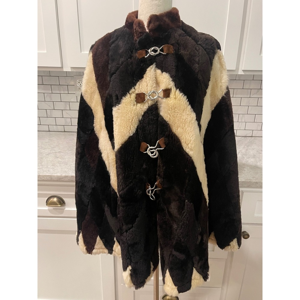 Vintage Faux Fur Coat Poncho Womens M Brown Cream Chevron Fur Patchwork Jacket